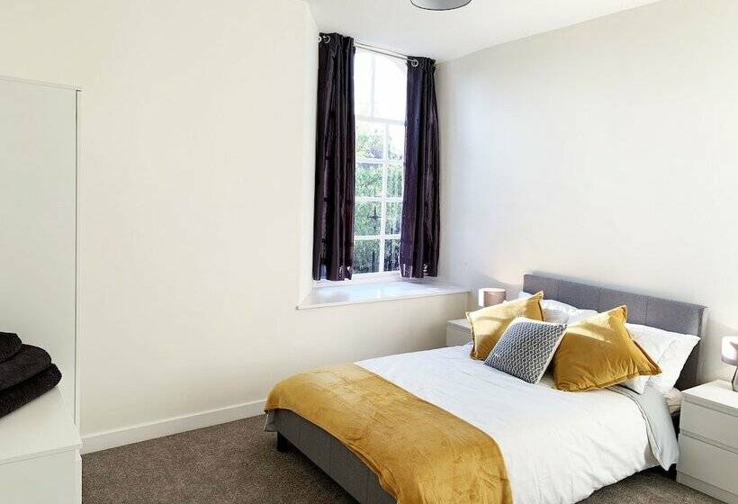 The Baptist Chapel   9