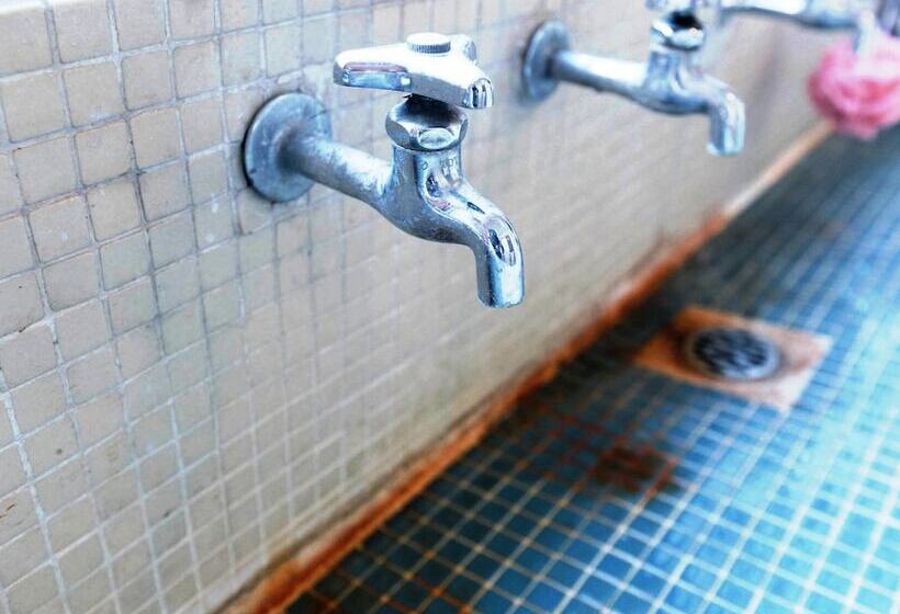 Kashiwaya Ryokan Guesthouse&sharedhouse   Hostel