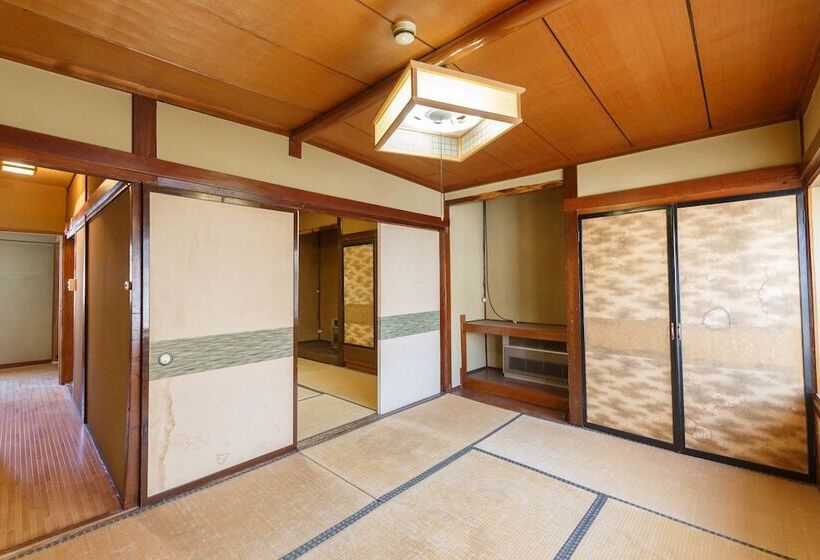 Kashiwaya Ryokan Guesthouse&sharedhouse   Hostel