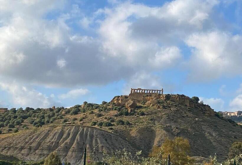 مبيت وإفطار Carrubella Santa Zita