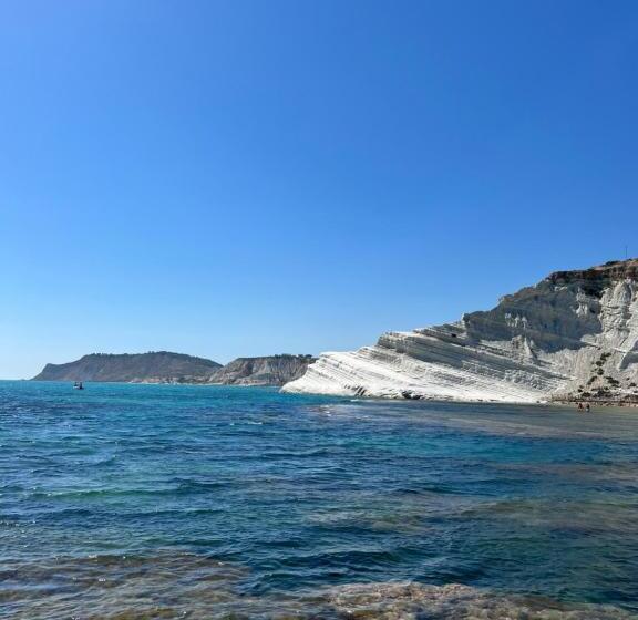 مبيت وإفطار Carrubella Santa Zita