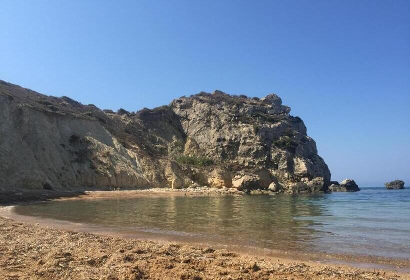 مبيت وإفطار Carrubella Santa Zita