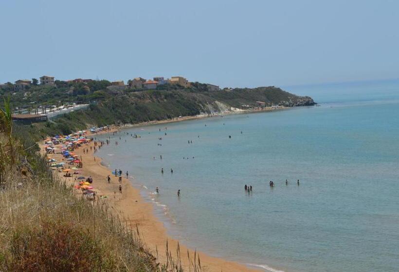 مبيت وإفطار Carrubella Santa Zita