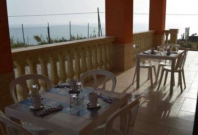 مبيت وإفطار Carrubella Santa Zita