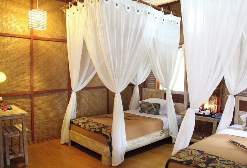 Bed and Breakfast Cemara Beachfront Suite