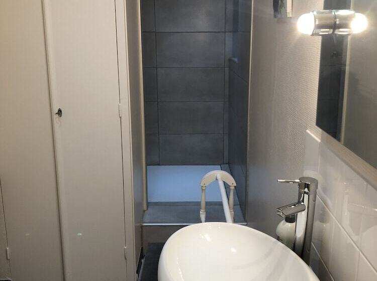 ベッドアンドブレックファースト Chambres D Hôtes La Pocterie