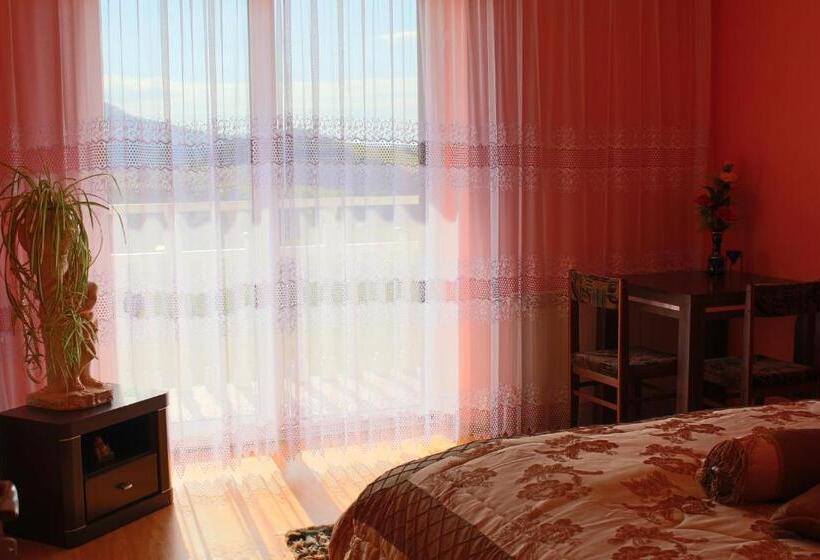 مبيت وإفطار Grand Panorama