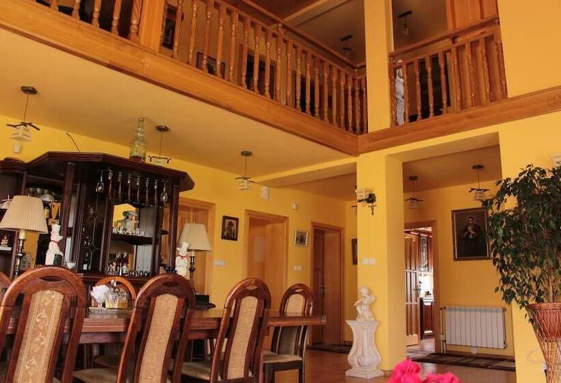 مبيت وإفطار Grand Panorama