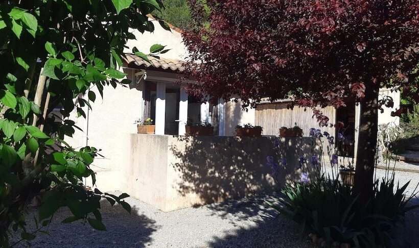 צימר La Bastide Des Roses