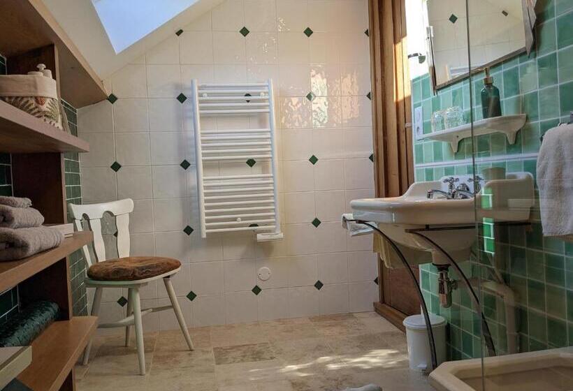 مبيت وإفطار La Closerie