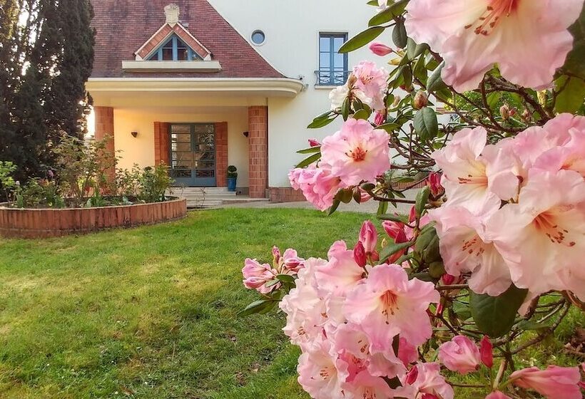 مبيت وإفطار La Closerie