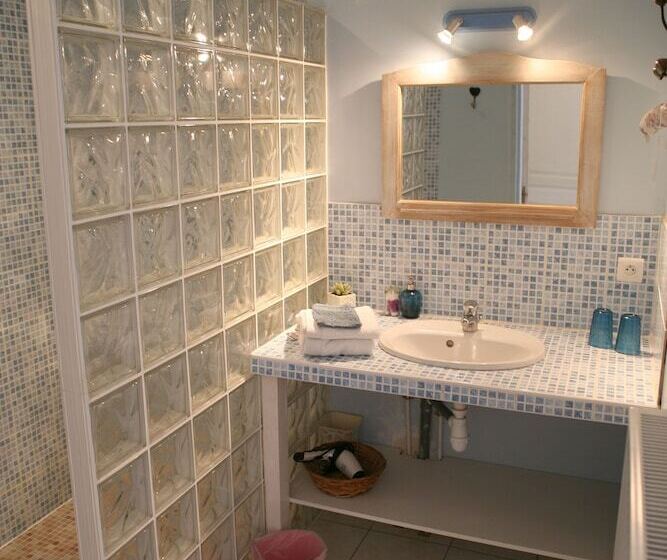 Bed and Breakfast La Ferme Des Buis