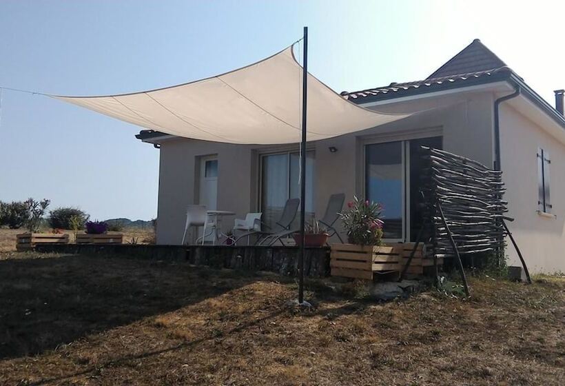 ベッドアンドブレックファースト Les Chambres De La Nouvelle Aliénor