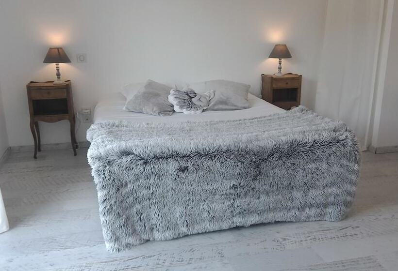 ベッドアンドブレックファースト Les Chambres De La Nouvelle Aliénor