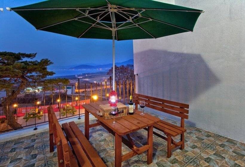 Naerimong Beach Pension