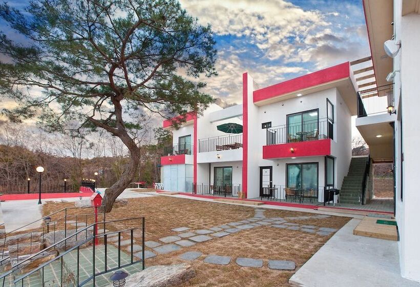 Naerimong Beach Pension