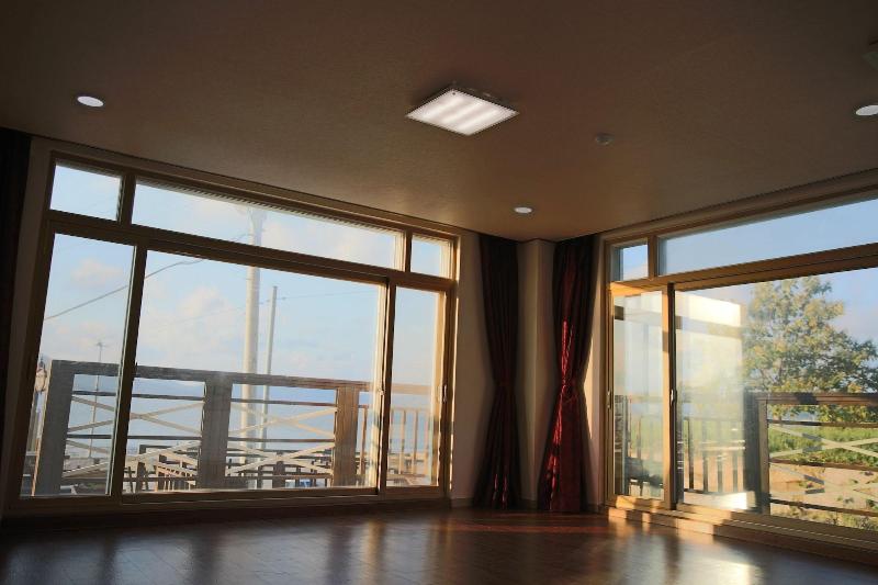 Ganghwado Four Season Pension