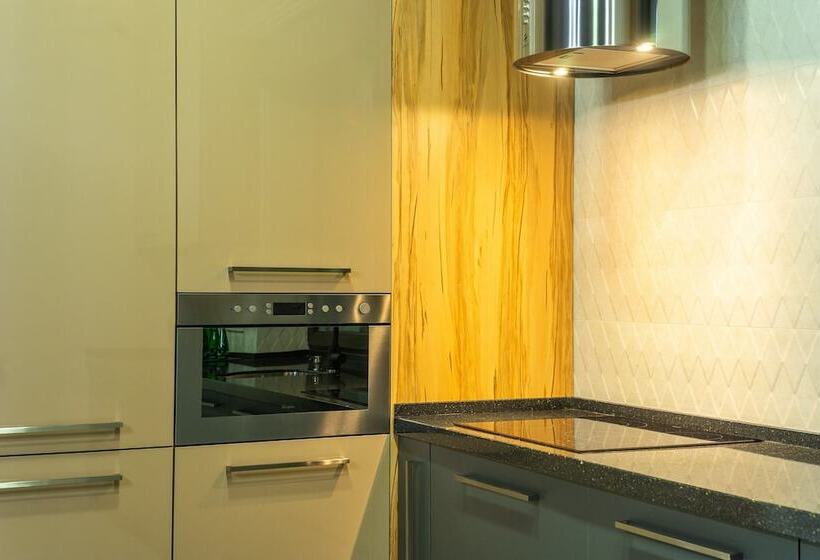 Greitser Elit Chalet