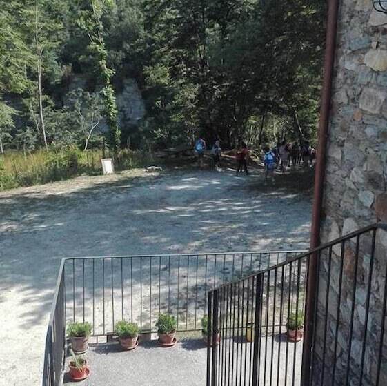 פונדק Rifugio Escursionistico Cascina Porro