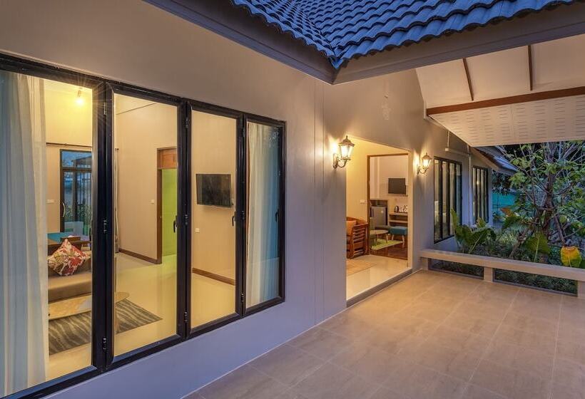 ホテル At Rice Resort