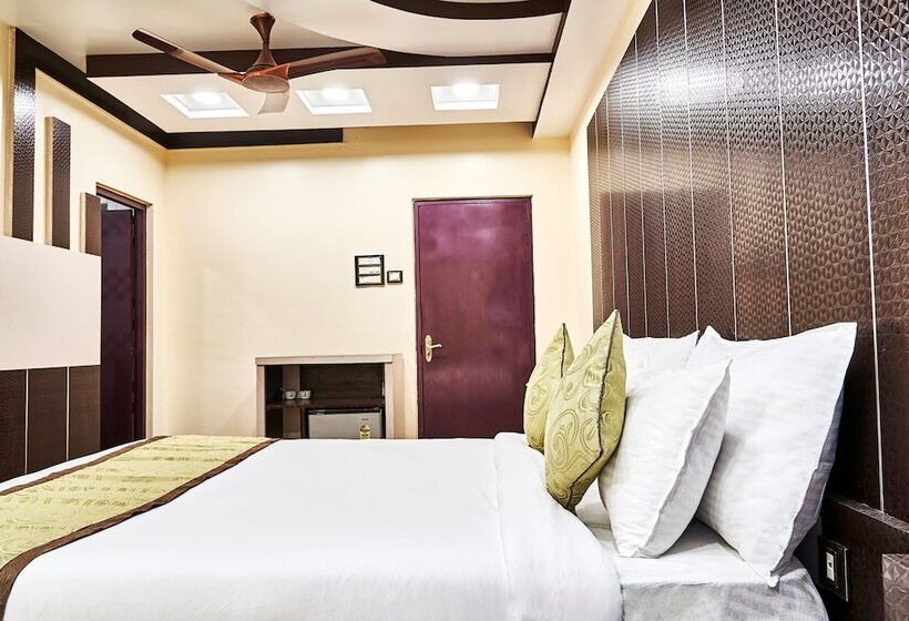 בית מלון כפרי Bangabhumi