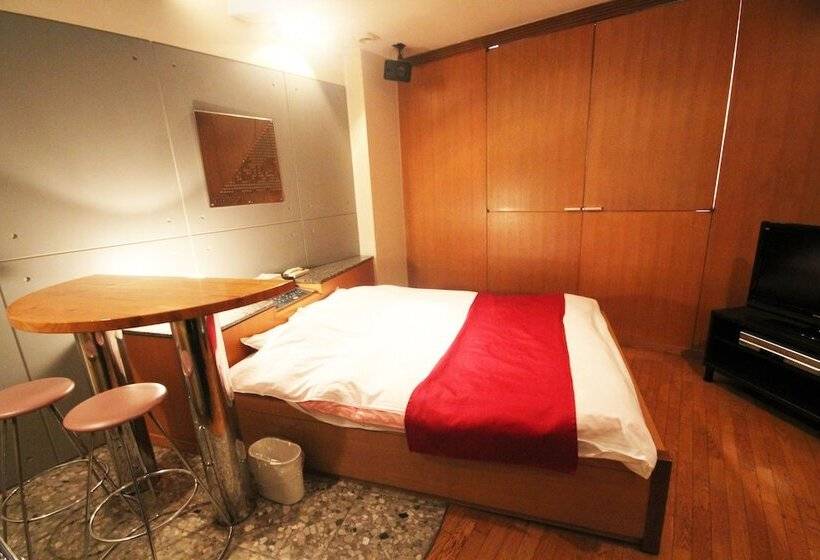 酒店 Bibi   Adults Only