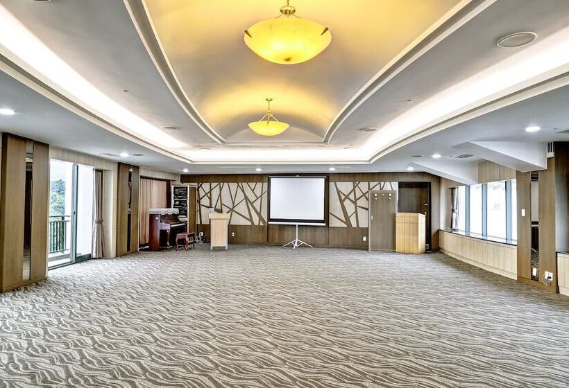 호텔 Cheong Pung Resort