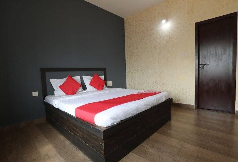 Отель City Residence By Oyo Rooms