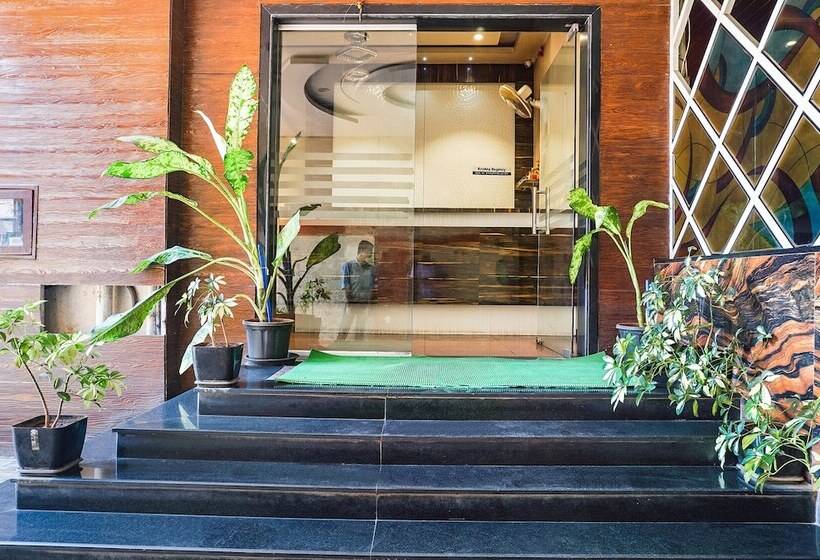 Fabhotel Krishna Regency