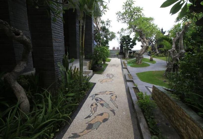 فندق Green Beach Inn