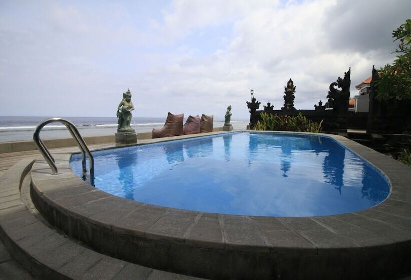 فندق Green Beach Inn