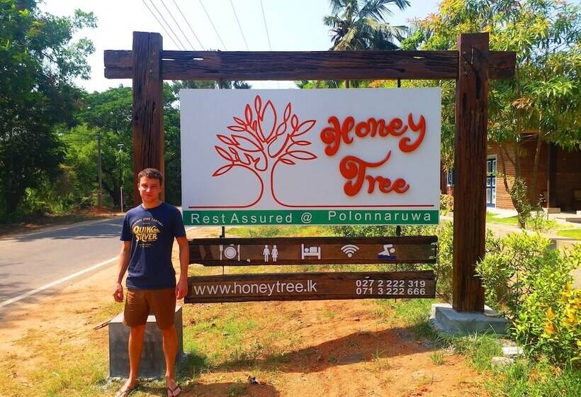 ホテル Honey Tree Polonnaruwa