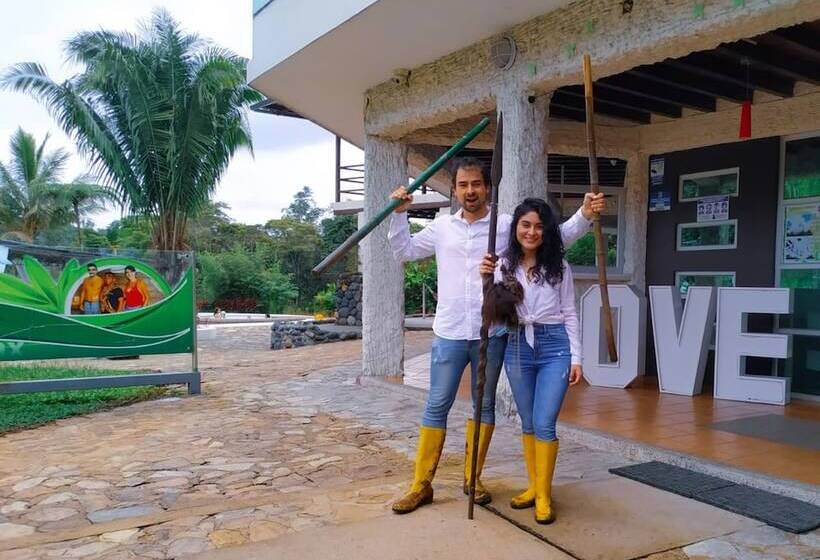 هتل Hostería Ecopark