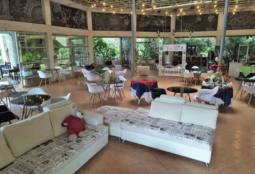 هتل Hostería Ecopark