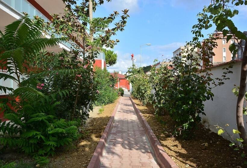 호텔 Inebolu Gardenya