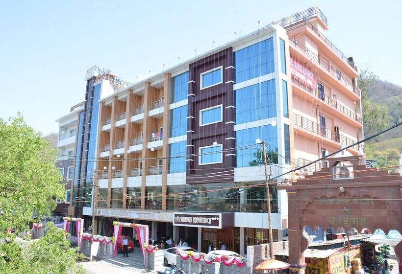 فندق Kings Regency