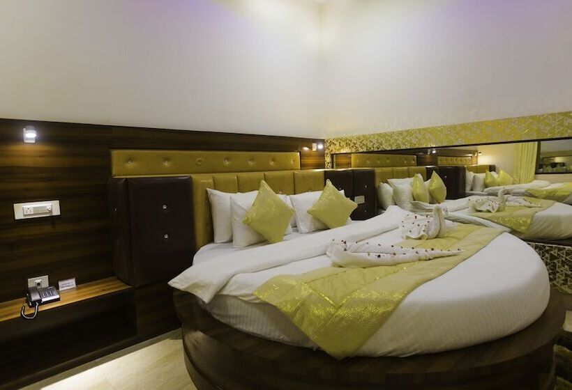 فندق Kings Regency