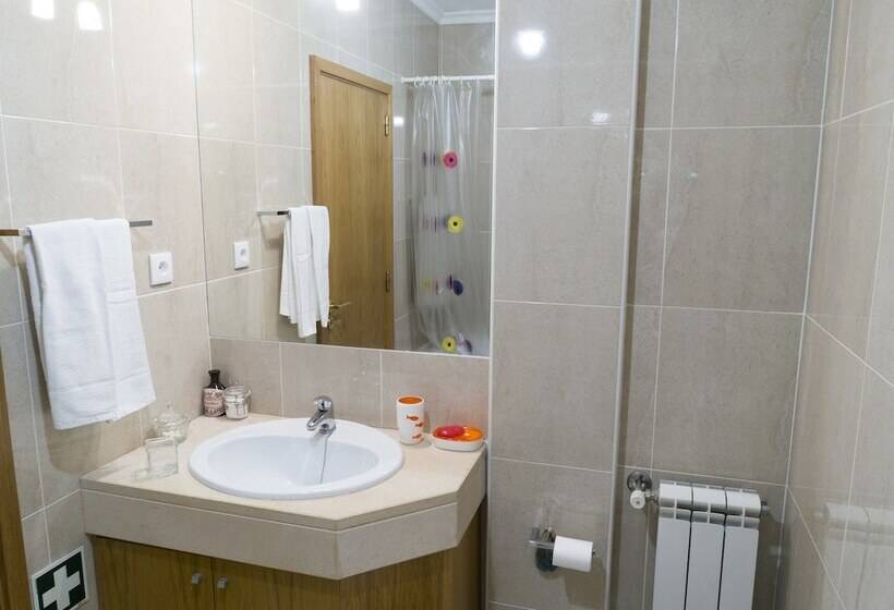 فندق Madalena Beach Apartment By Mp