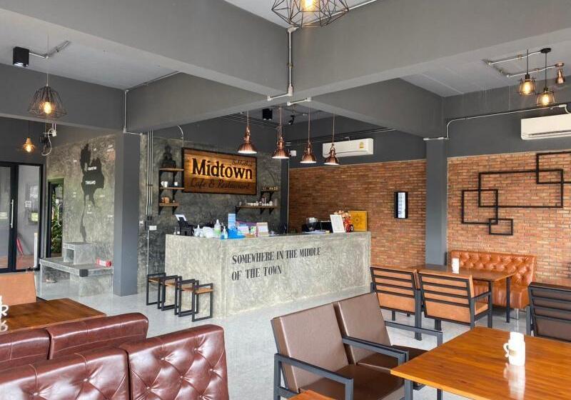 בית מלון כפרי Midtown Sukhothai