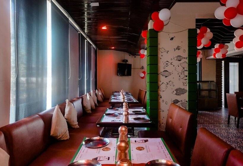 בית מלון כפרי Monarch Boutique