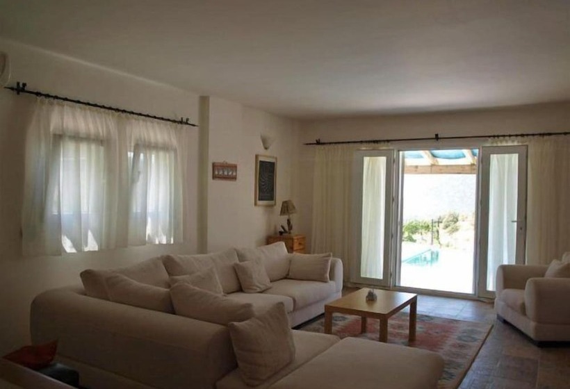 בית מלון כפרי Moonstone House