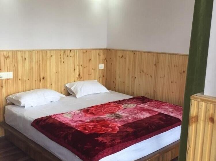 Отель Mornis Wood Paradise