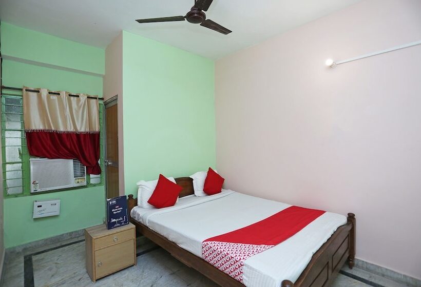 בית מלון כפרי New Urvashi By Oyo Rooms