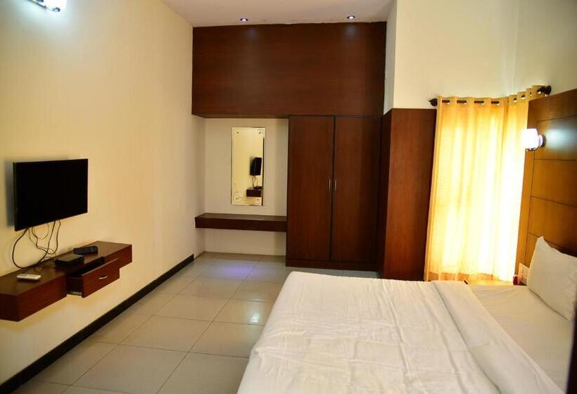 فندق Nijaguna Resorts
