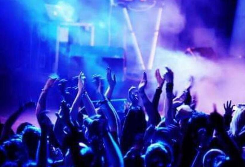 فندق Nijaguna Resorts