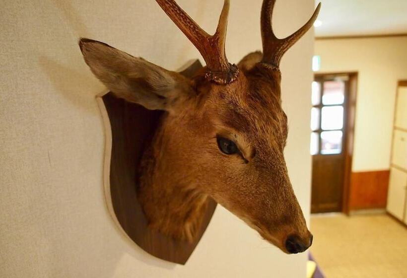 هتل Okushiga Lodge Yama No Manimani