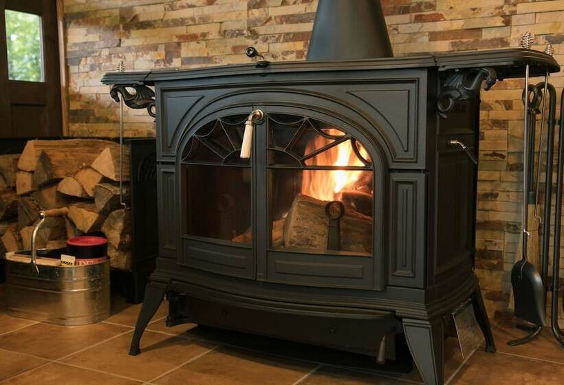 هتل Okushiga Lodge Yama No Manimani