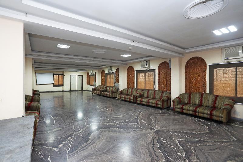 فندق Oyo 24149 Flagship Kamala Inn Vip Road