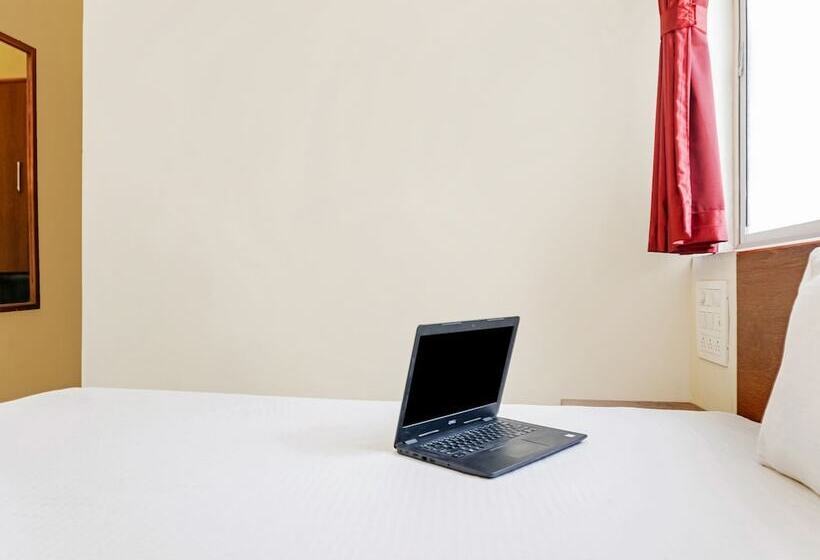 호텔 Oyo Living 26804 Luxurious Studio Rooms