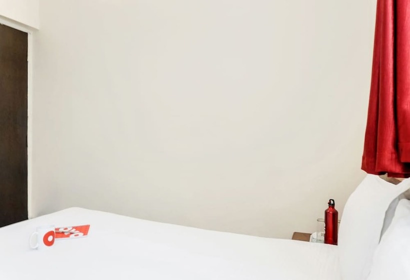 호텔 Oyo Living 26804 Luxurious Studio Rooms